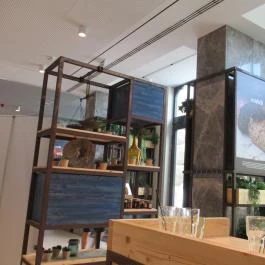 Séf Asztala - Kossuth Lajos tér Budapest - Belső