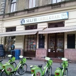 Selfie Grill & Bar Budapest - Külső kép