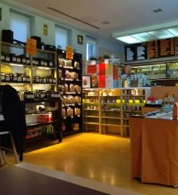 Semiramis Kávézó és Teázó