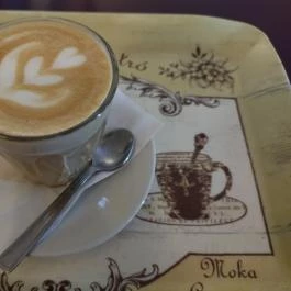 Semiramis Kávézó és Teázó Székesfehérvár - Étel/ital