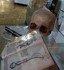 Semmelweis Orvostörténeti Múzeum, Könyvtár és Levéltár