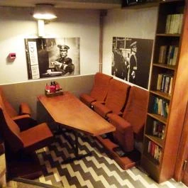 Semmi Extra Budapest - Belső