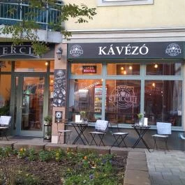 Sercli Kávézó Budapest - Külső kép