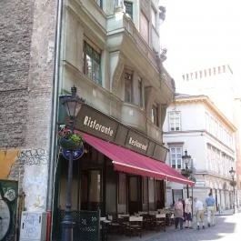 Sercli Söröző & Étterem, Budapest - Külső kép