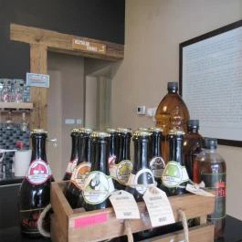 Serház - Kézműves Sörök Boltja, Biatorbágy - Belső