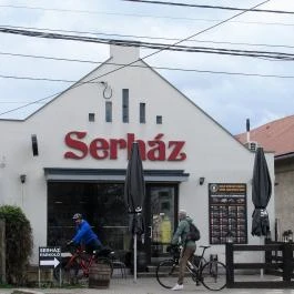 Serház - Kézműves Sörök Boltja, Biatorbágy - Egyéb