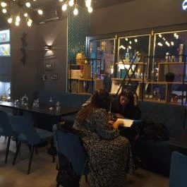 SEVEN Cocktail Bar Budapest - Belső