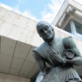 Shakespeare-emlékmű Budapest - Egyéb