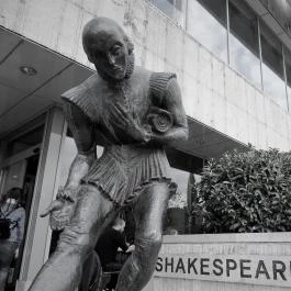 Shakespeare-emlékmű Budapest - Egyéb