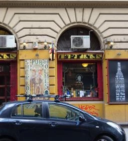 Sherlock Holmes Pub & Söröző