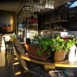 Shot Bistro Budapest - Belső