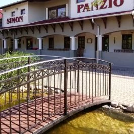 Simon Panzió Agárd - Külső kép