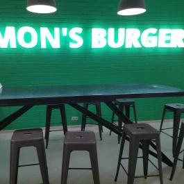 Simon's Burger - Astoria Budapest - Belső