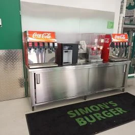 SIMON'S BURGER FLAGSHIP, Budapest - Étel/ital