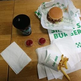 Simon's Burger Óbuda Budapest - Étel/ital