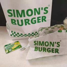 Simon's Burger - Westend Budapest - Étel/ital