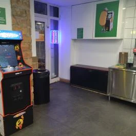 Simon's Hotdog Budapest - Belső