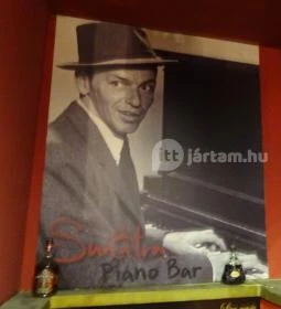 Sinatra Piano Bar & Terrace