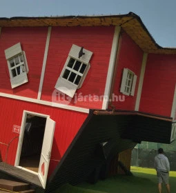 Siófoki Fordított Ház