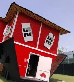 Siófoki Fordított Ház