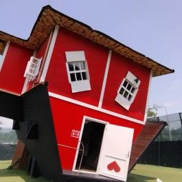 Siófoki Fordított Ház, Siófok - Egyéb