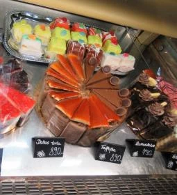 Sissy Kávézó & Fagylaltozó