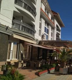 Smaragd Cafe Shop - MenDan Magic Spa & Wellness Hotel