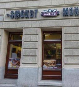 Smokey Monkies BBQ - Arany János utca