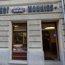 Smokey Monkies BBQ - Arany János utca Budapest - Külső kép