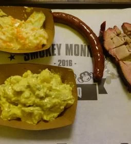 Smokey Monkies BBQ - Arany János utca