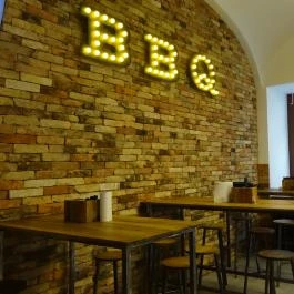 Smokey Monkies BBQ - Arany János utca Budapest - Belső