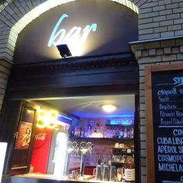 Snitt Bistro & Club, Budapest - Külső kép