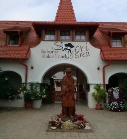 Sobri Jóska Kaland- és Élménypark Apartmanok