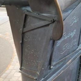 Solti György szobra Budapest - Egyéb