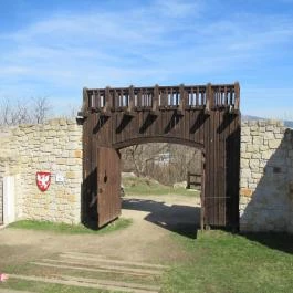 Solymári vár Solymár - Egyéb