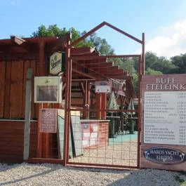 Sólyom Yacht Club, Nagymaros - Egyéb