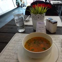 SonkaArcok Bárkonyha, Budapest - Étel/ital