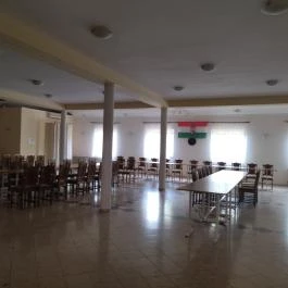 Soós István Borászati Technikum Tangazdaság Pince & Étterem Budapest - Belső