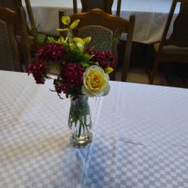 Soós István Borászati Technikum Tangazdaság Pince & Étterem Budapest - Belső