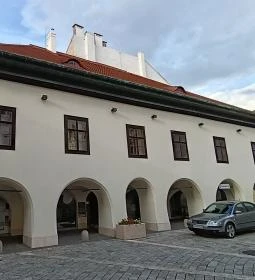 Soproni Múzeum - Lábasház