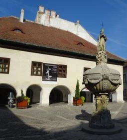 Soproni Múzeum - Lábasház