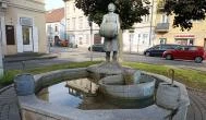 Sörmester szobra Sopron - Külső kép