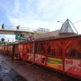 Sörpatika - Örs Vezér tere Budapest - Külső kép