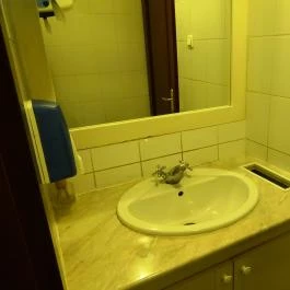 Spinoza Café Budapest - Mosdó