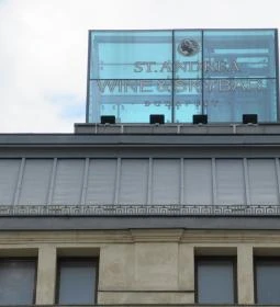 St. Andrea Wine & Skybar