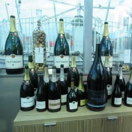 St. Andrea Wine & Skybar Budapest - Belső