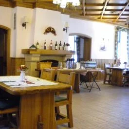 St. Hubertus Panzió és Étterem Parádsasvár - Belső
