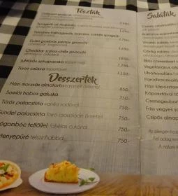 Stadt Étterem & Kávézó