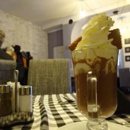 Stadt Étterem & Kávézó, Budakeszi - Étel/ital