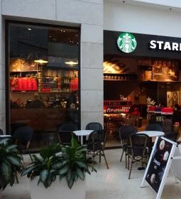 Starbucks - Allee